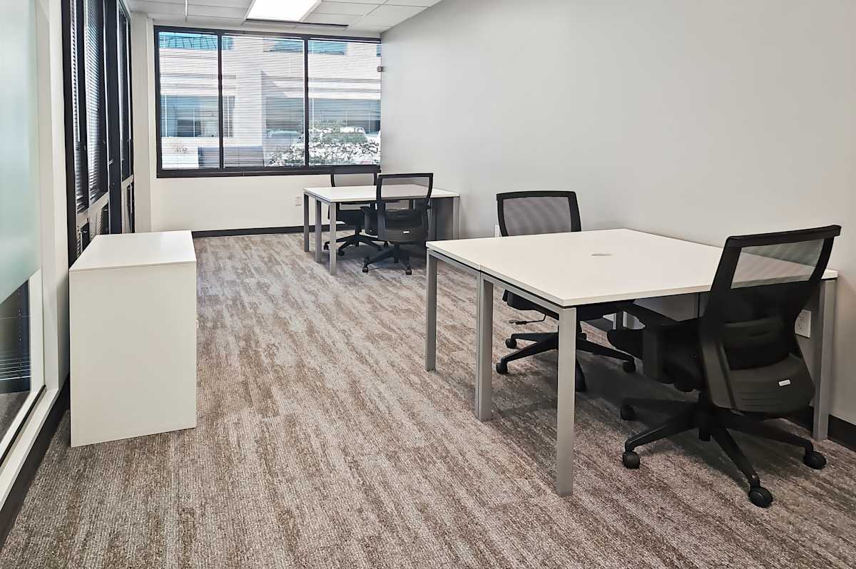 6710 N Scottsdale Rd photo 7