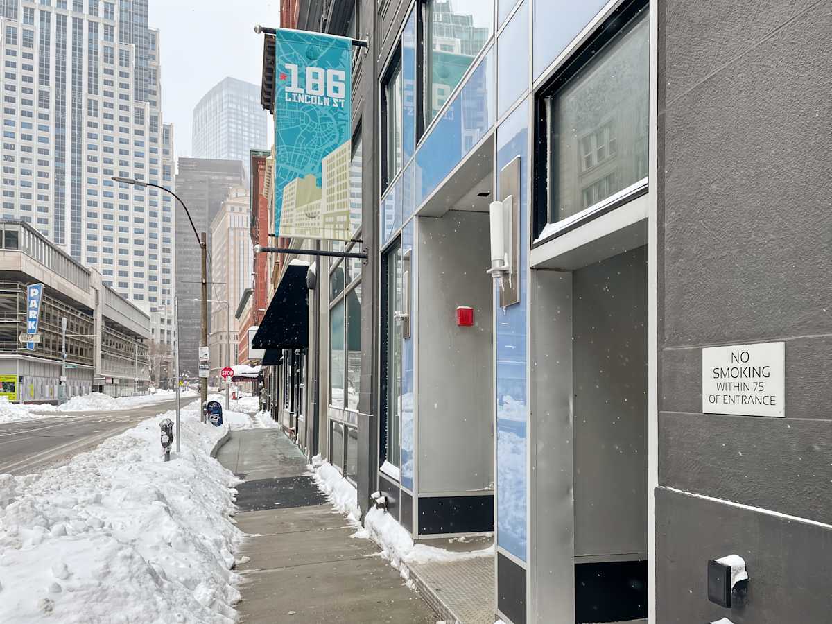 186 Lincoln Street photo 1