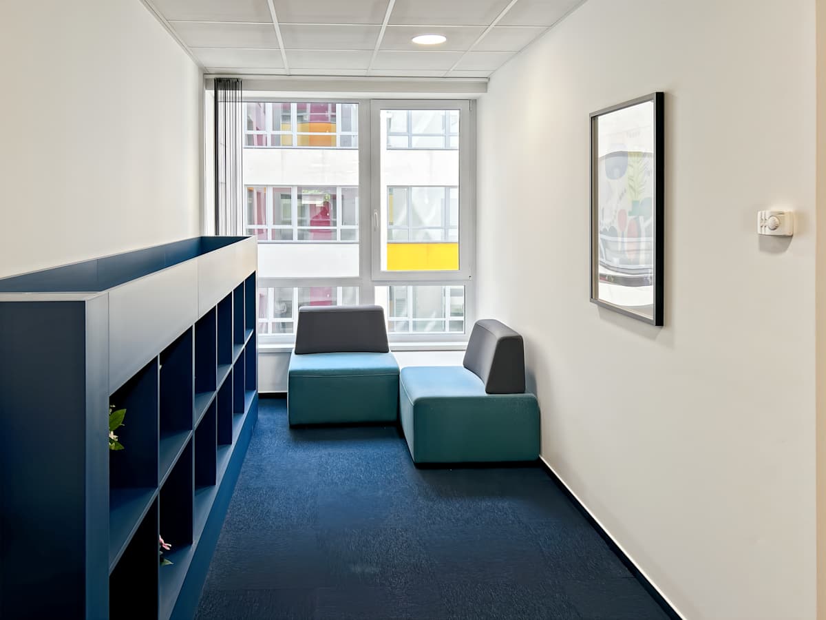 F99 Office photo 12