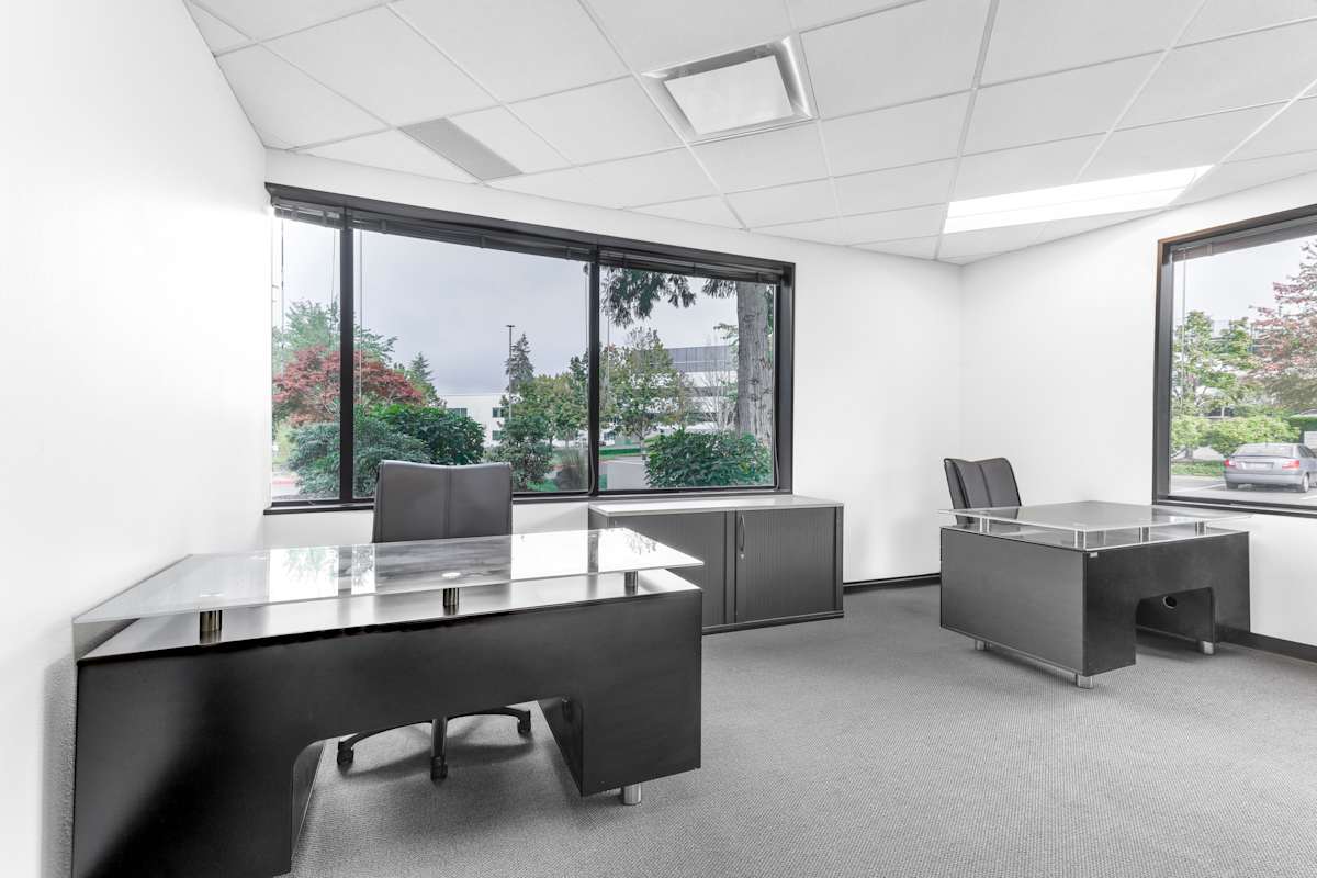 Kirkland Corporate Center photo 5