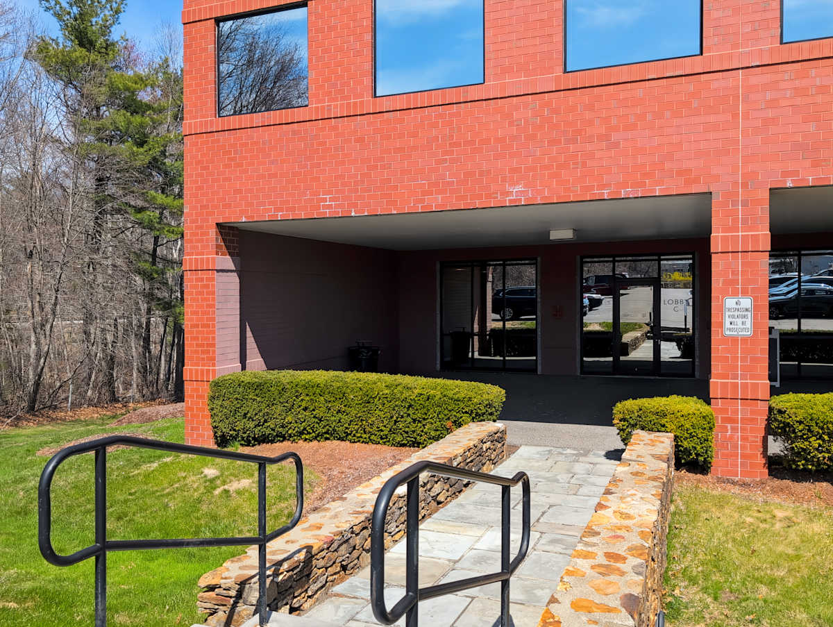 35 Parkwood Drive photo 1