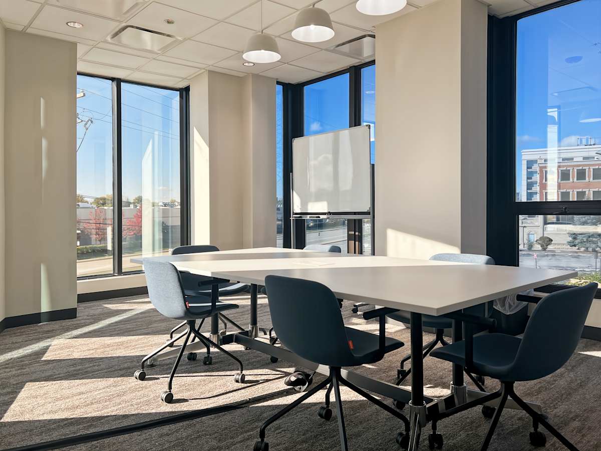 Regus - Oakbrook Terrace - 17W240 22nd Street photo 3
