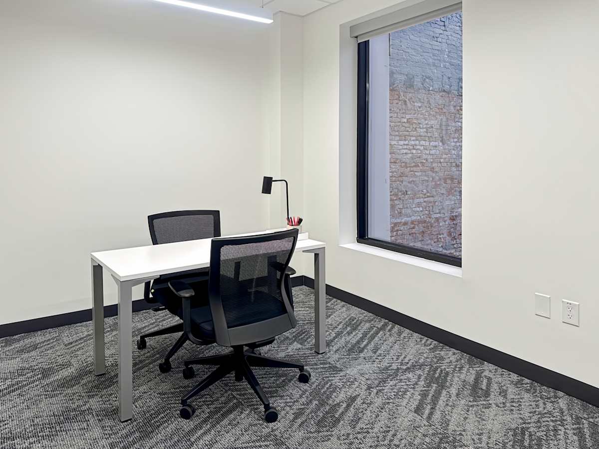 Regus - Columbus - 10 N High St photo 6