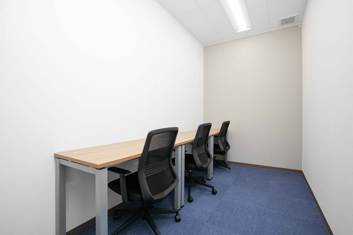 Regus - Kinko Building photo 4