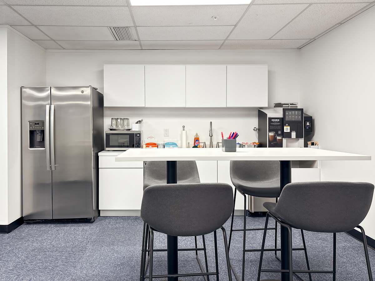 One Corporate Place photo 7