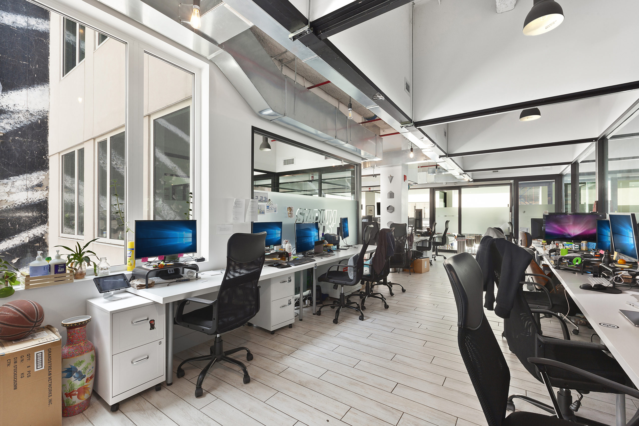 Suite C2, 433 Broadway photo 1