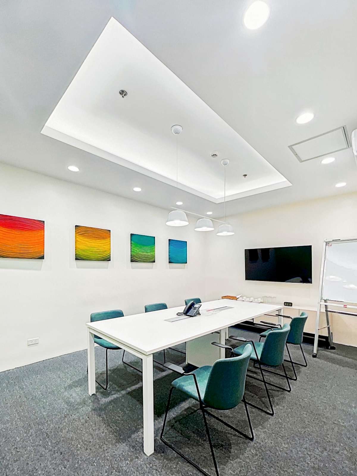 Regus - Colours Town Center photo 4