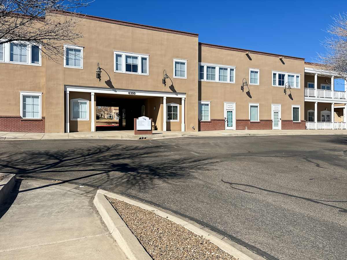 6300 Riverside Plaza Ln photo 1