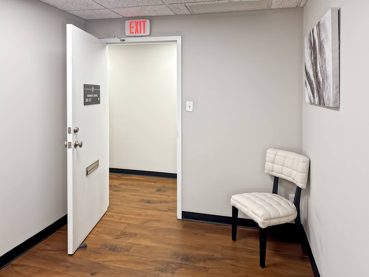 Ellisville Pointe photo 12
