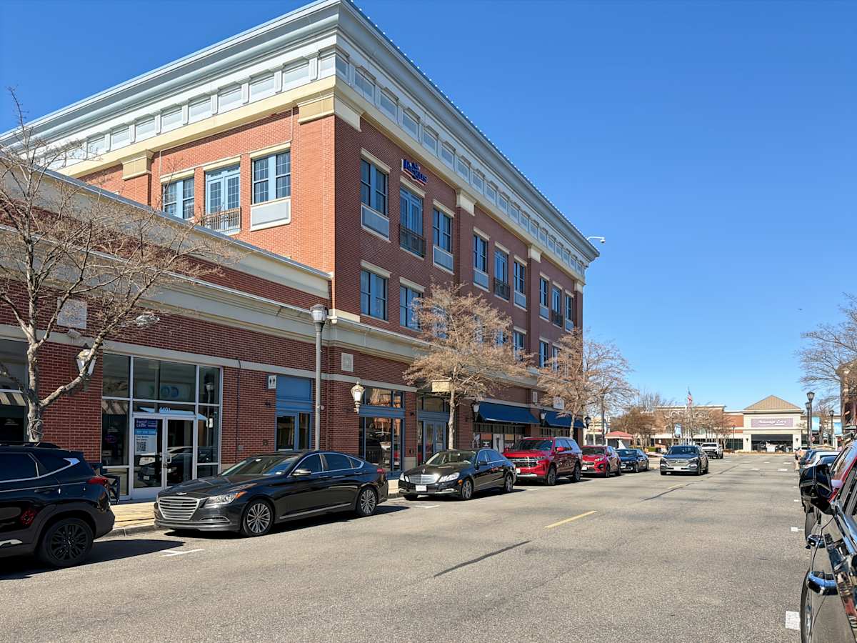 Peninsula Town Center photo 11