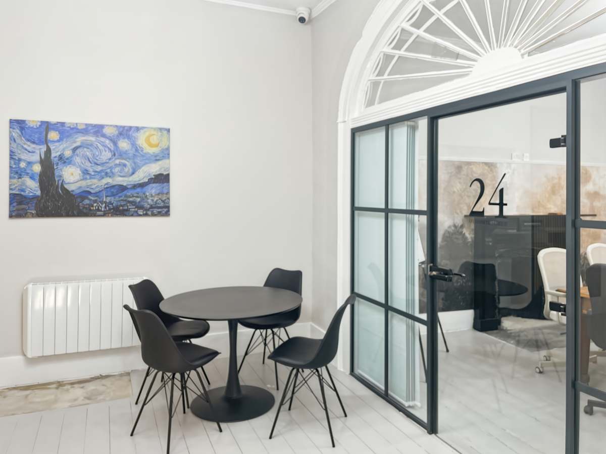 24 O’Connell Street photo 9