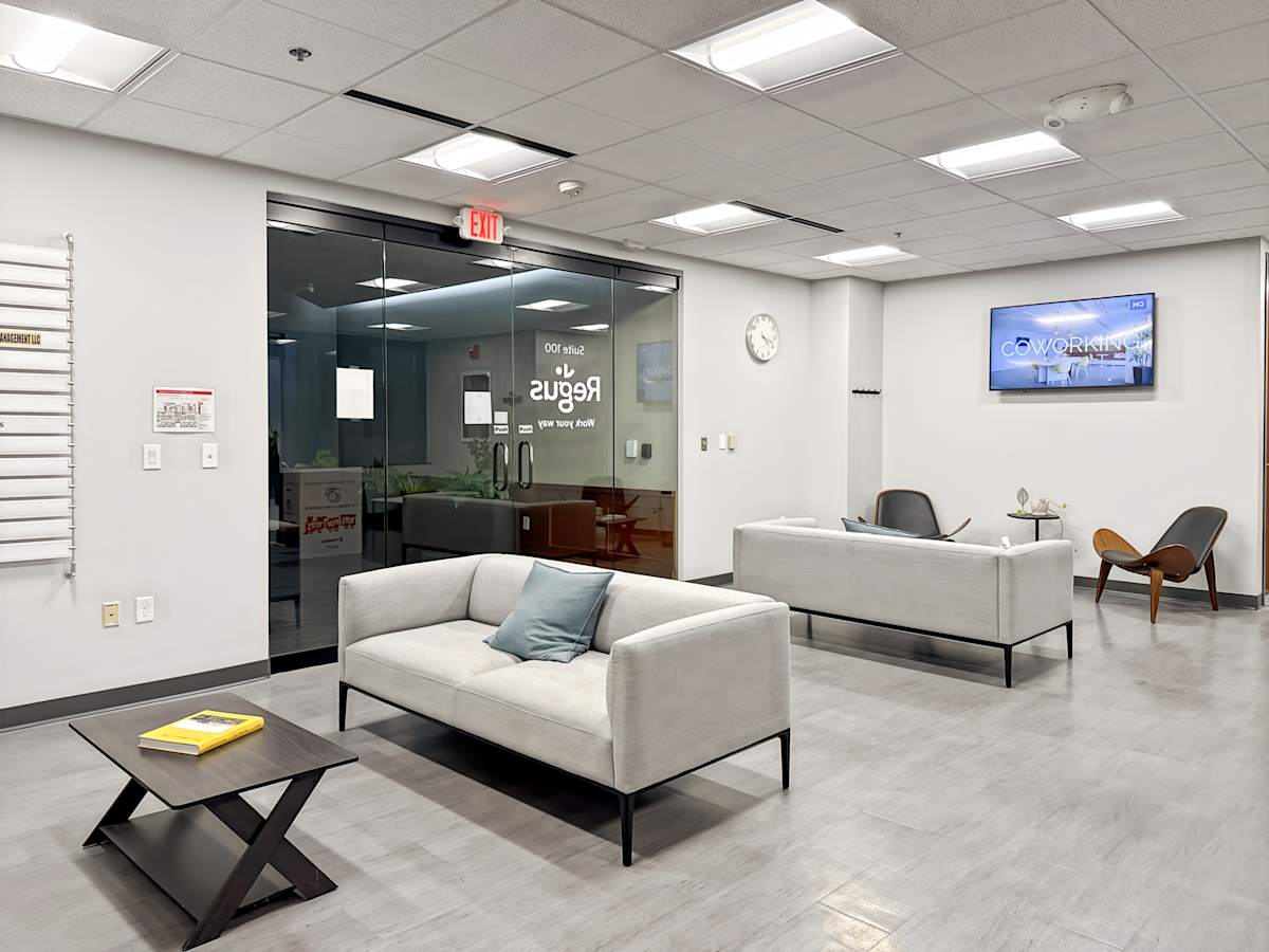 Honey Creek Corporate Center IV photo 5