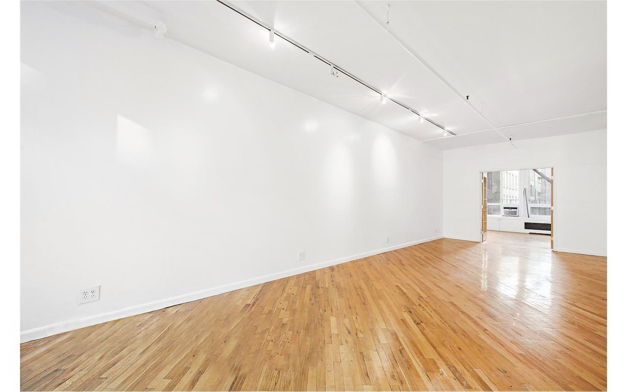 118 Spring Street photo 3