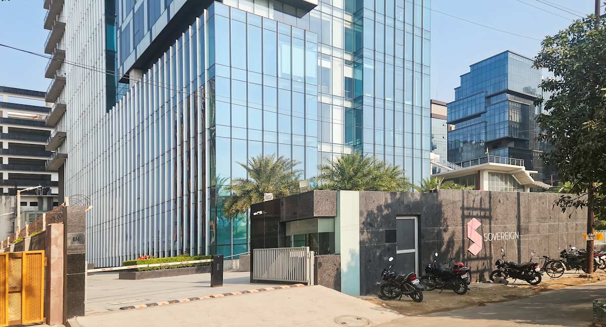 Sovereign Corporate Tower photo 11