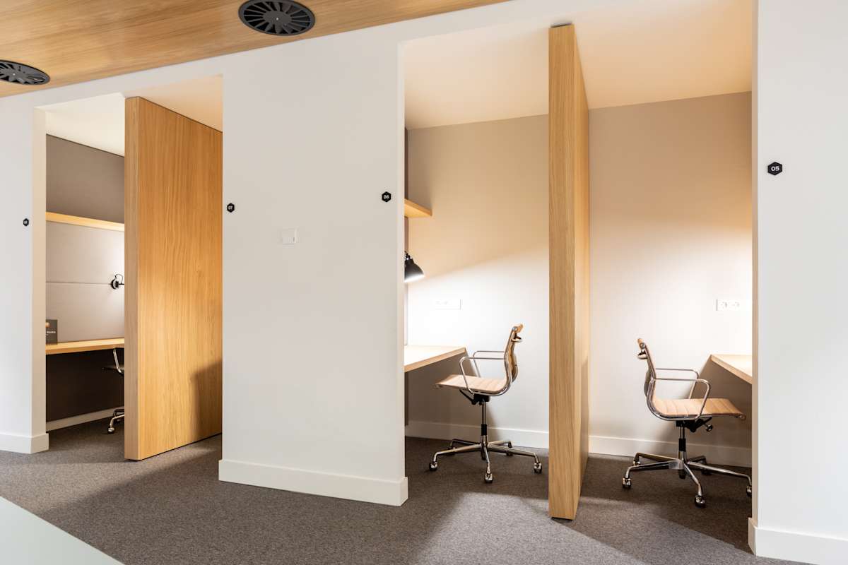 Regus Schiphol Airport photo 4