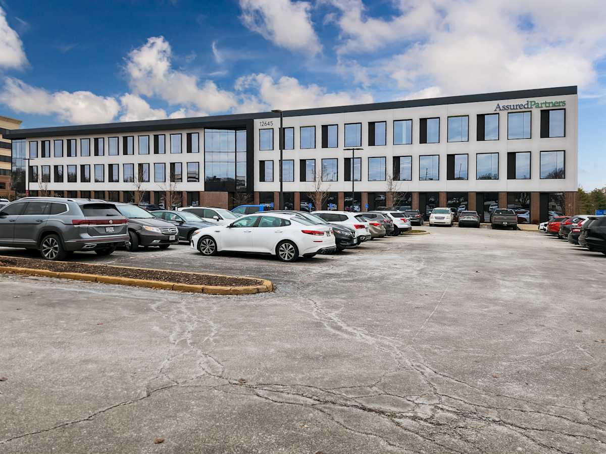 Spaces - Creve Coeur - 12645 Olive Blvd photo 1
