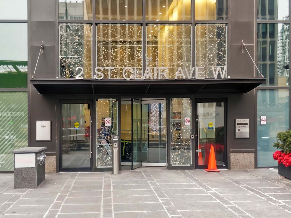 2 Saint Clair Avenue West photo 1