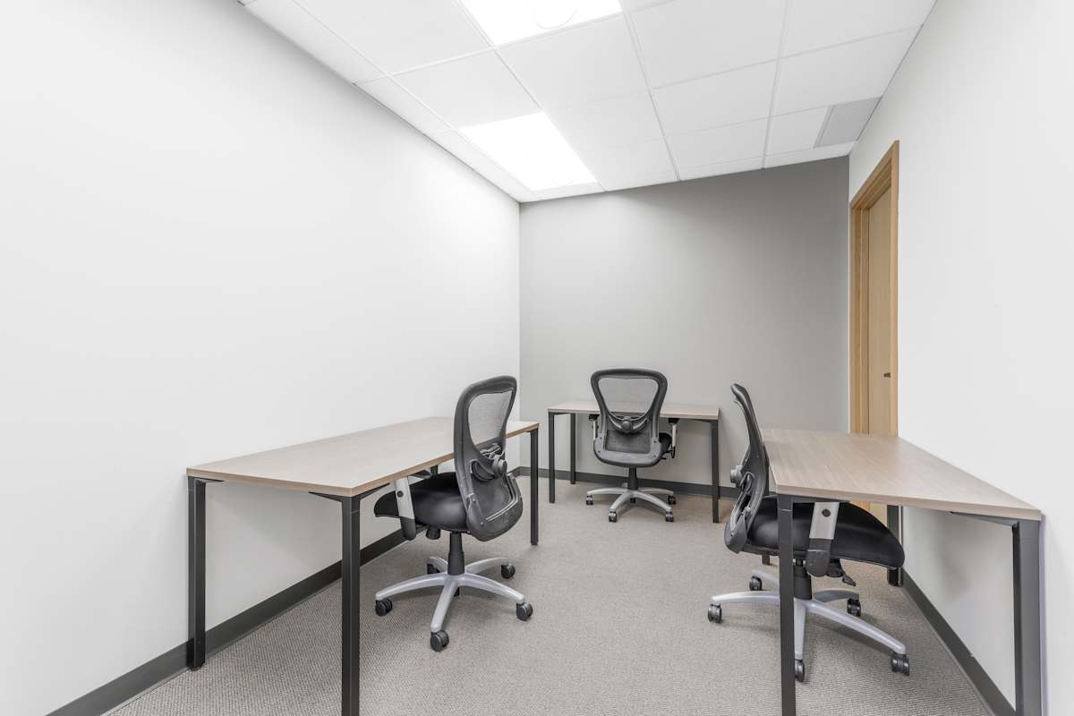 Kirkland Corporate Center photo 7