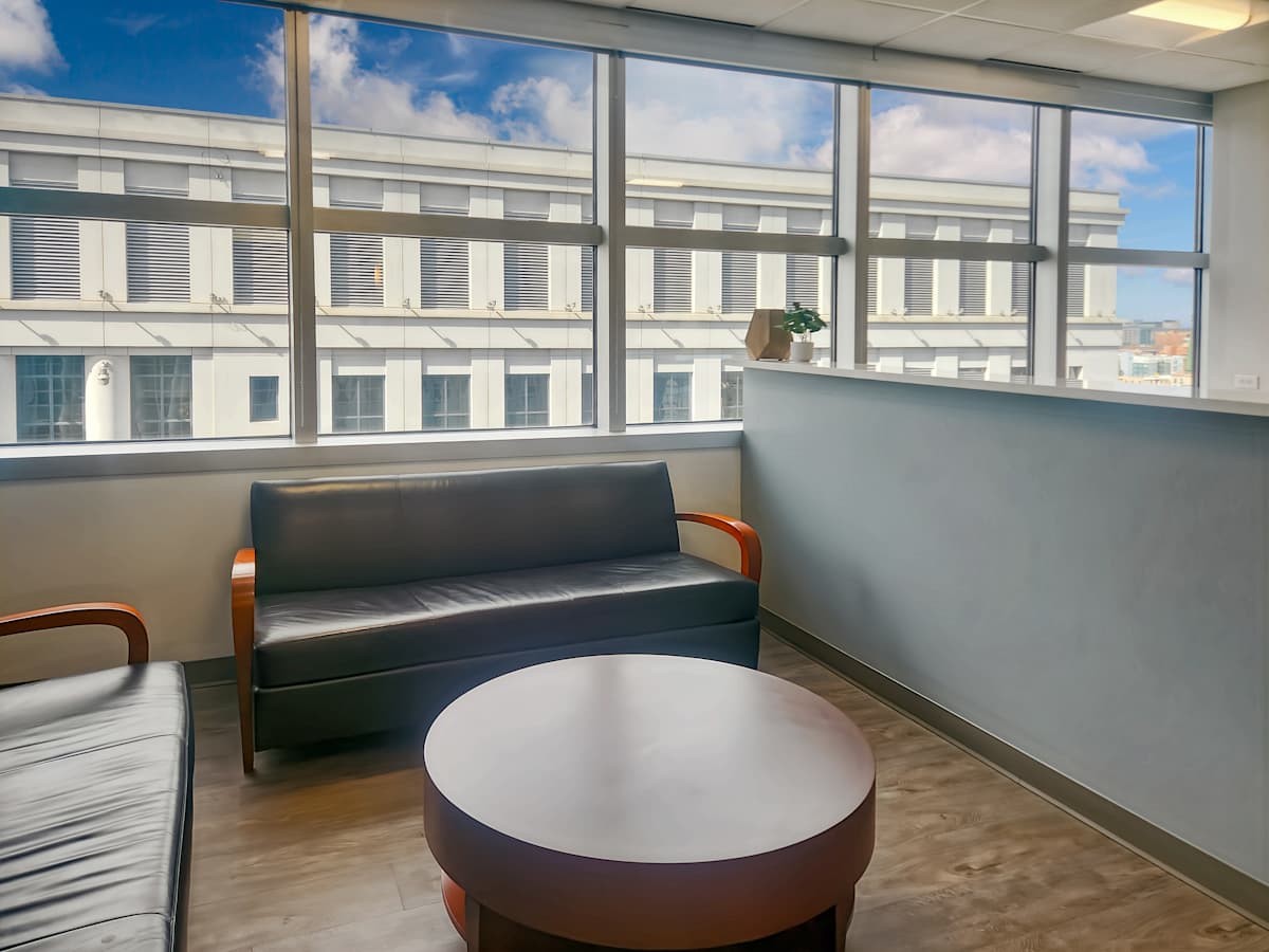1290 Broadway photo 5