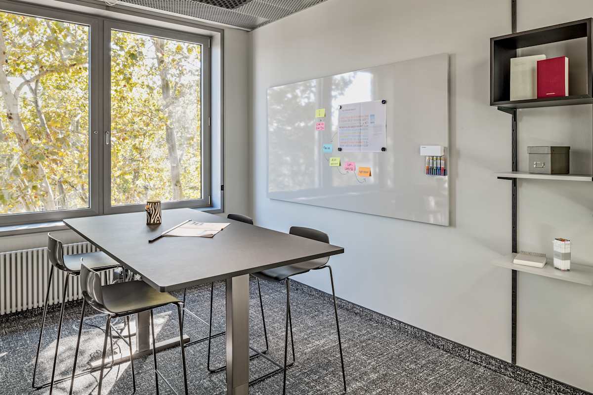 Design Offices Karlsruhe, Bahnhofplatz photo 4