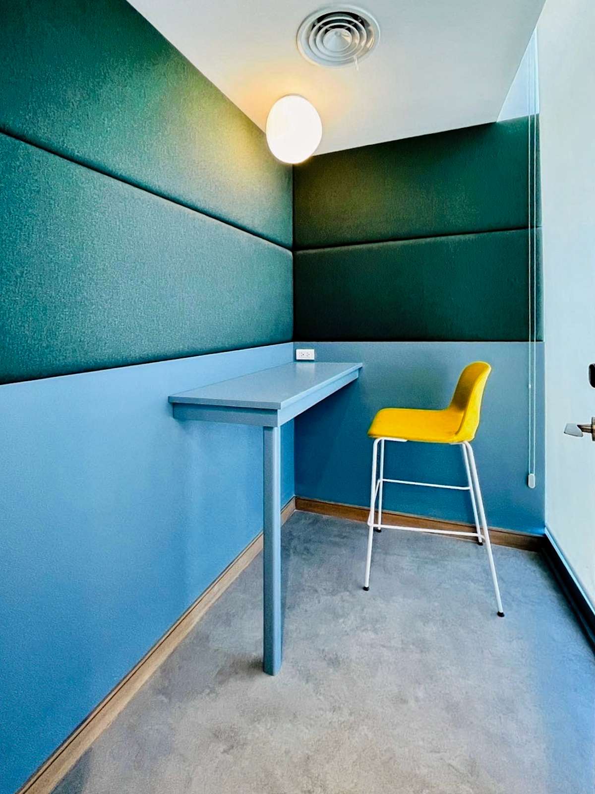 Regus - Colours Town Center photo 7