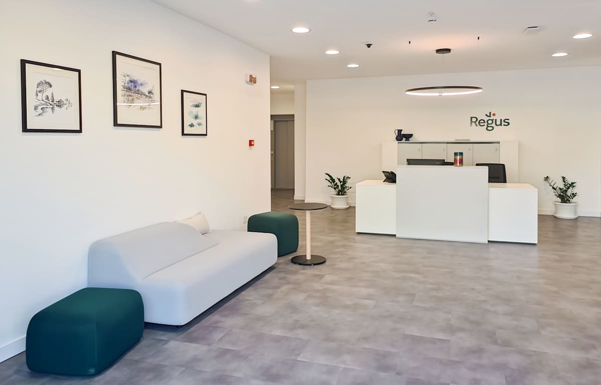 Regus - Reggio Calabria, Viale Calabria photo 5