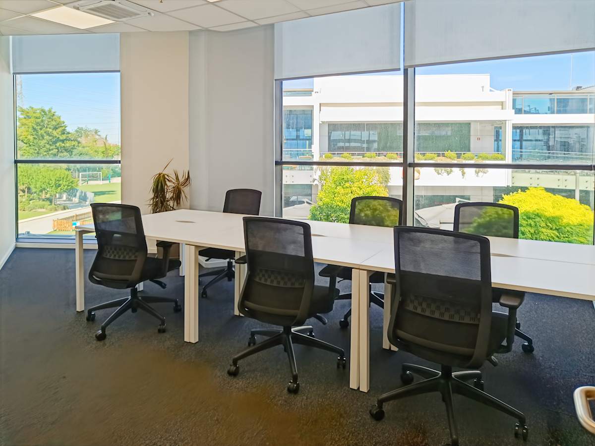 Regus - River West photo 9