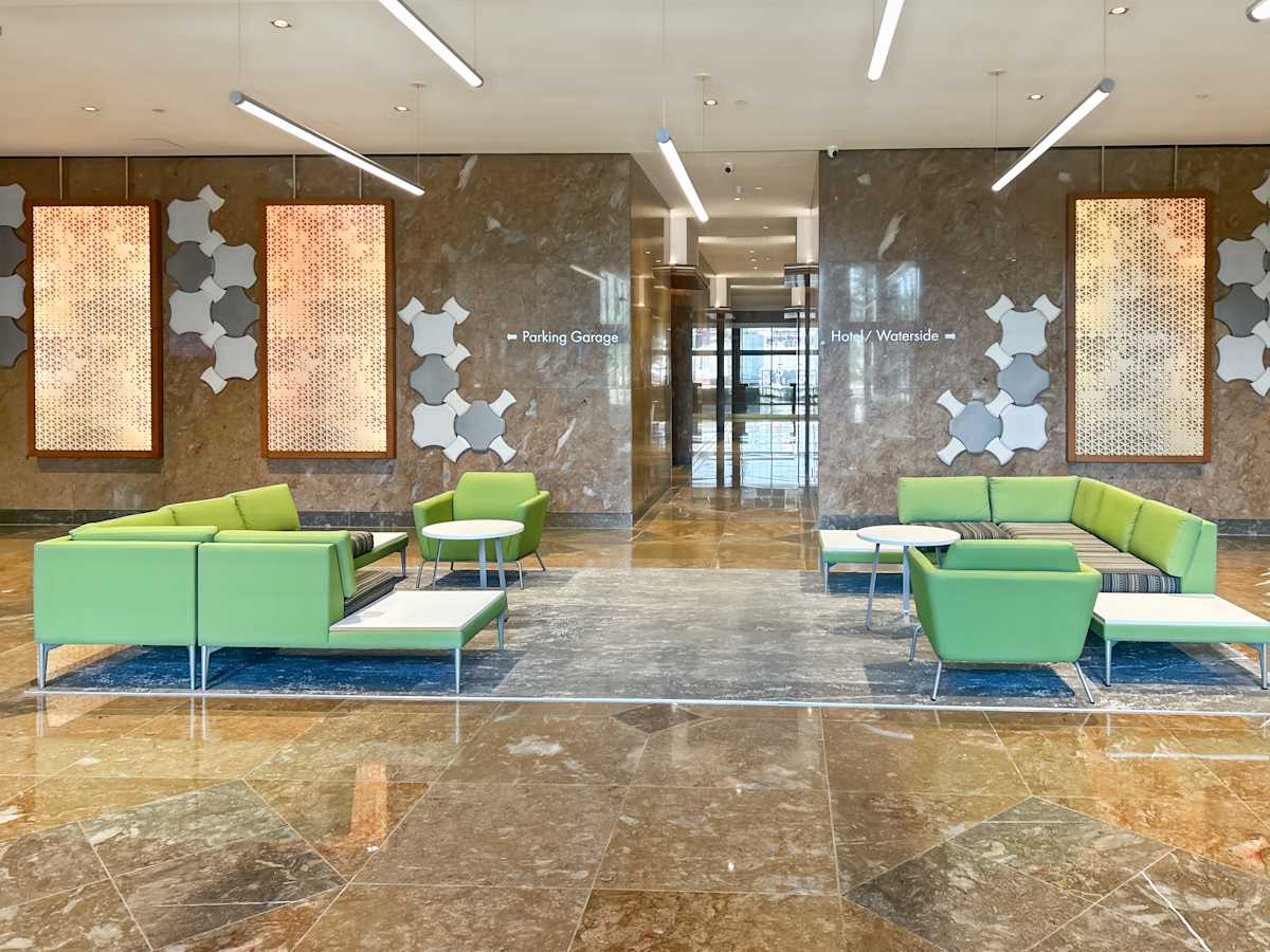 Dominion Tower photo 5
