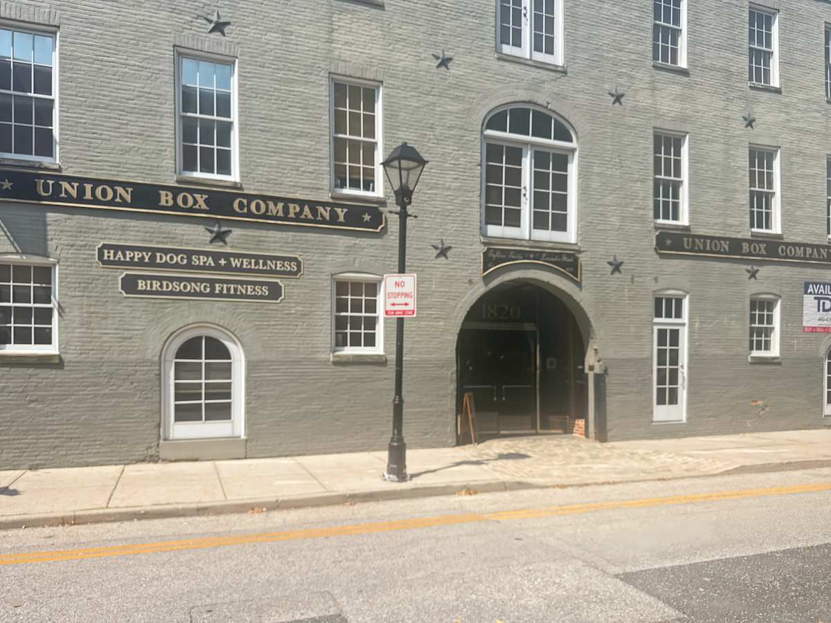 1820 Lancaster Street photo 1
