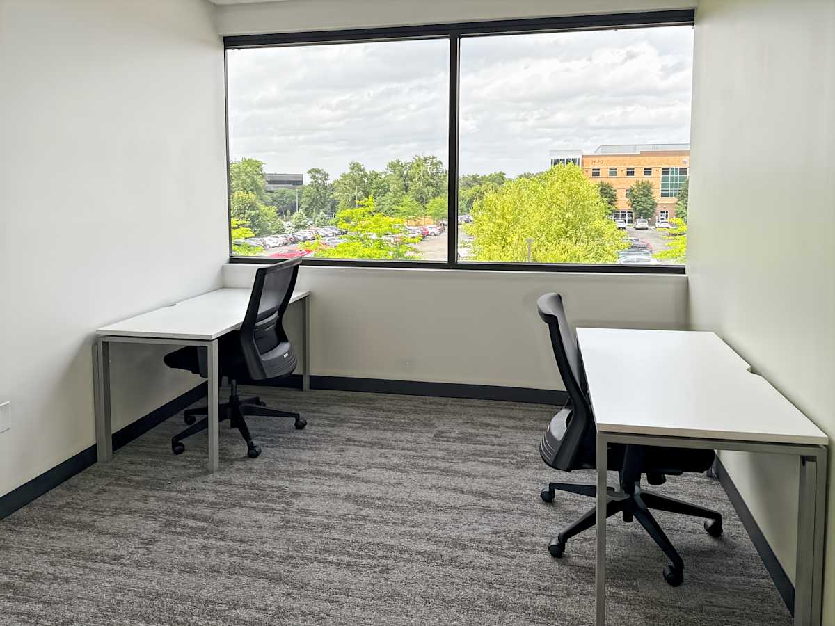 Regus - Eagan Woods photo 12
