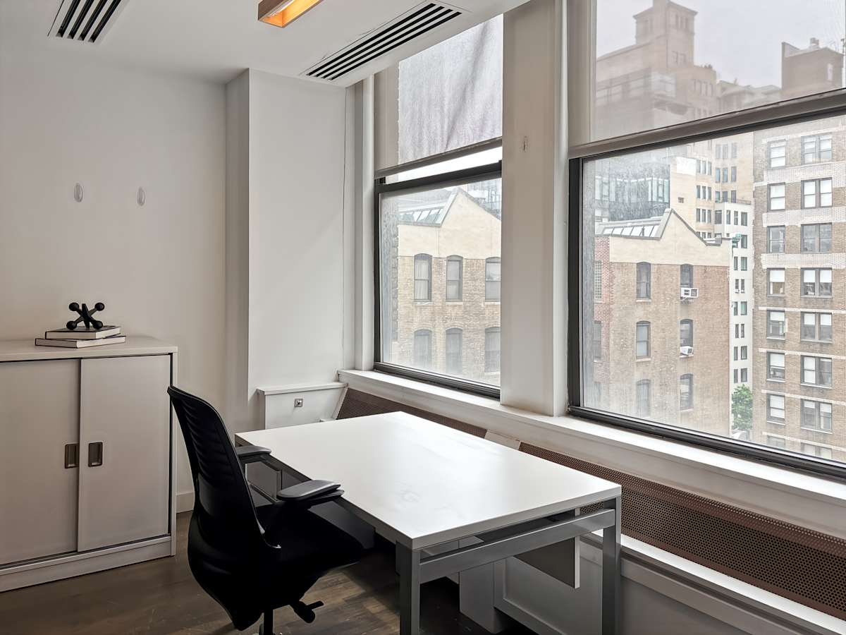 401 Park Avenue South photo 9