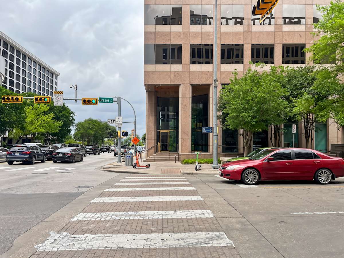 111 Congress Avenue photo 1