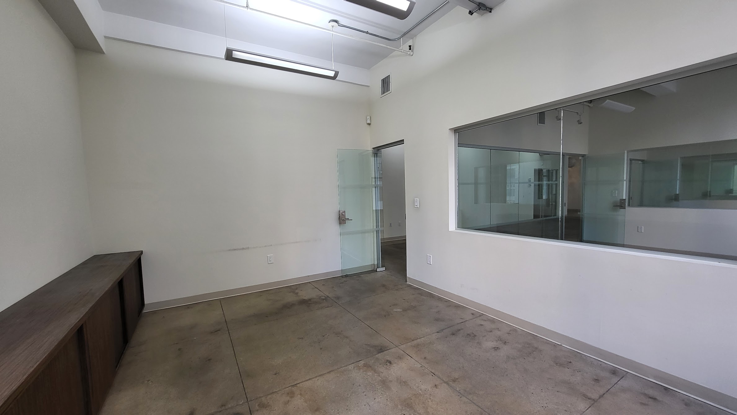345 7th Avenue photo 9