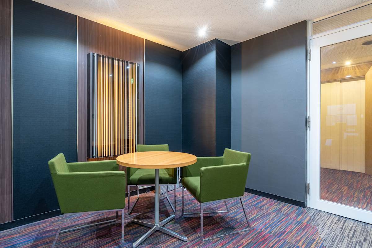 Regus - Toyo Building photo 2