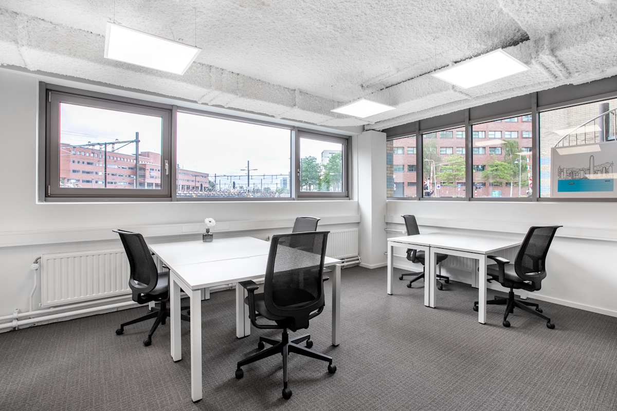 Regus Amersfoort Stationsplein photo 4