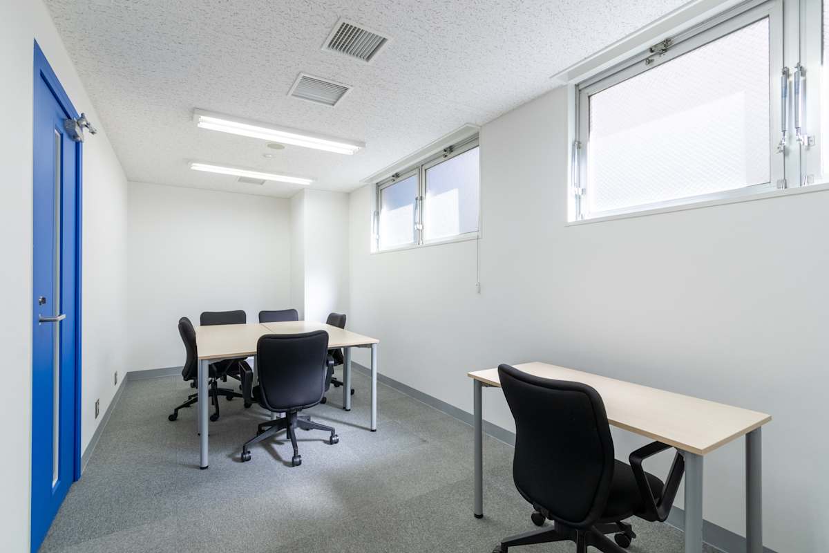Regus - Chiba Daiei Building photo 7