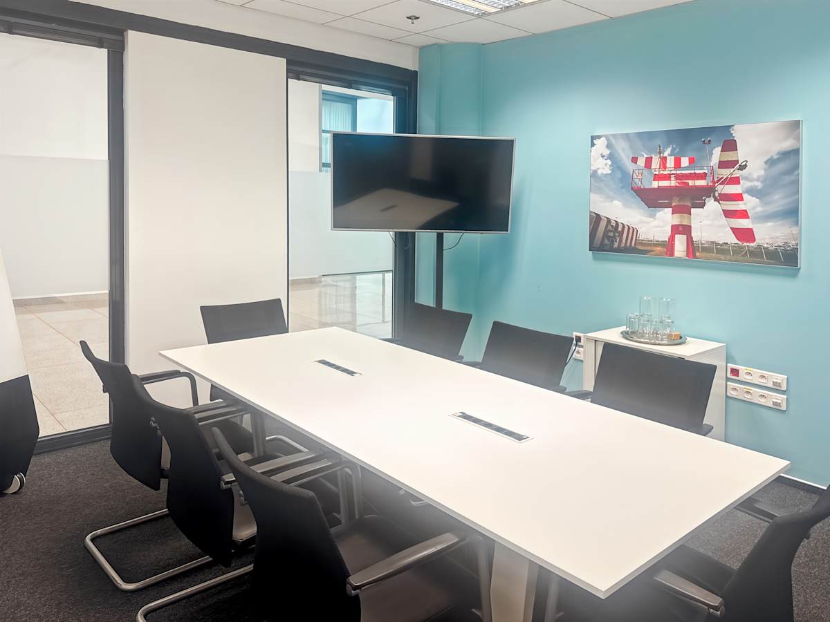 Regus - Prague Airport photo 9