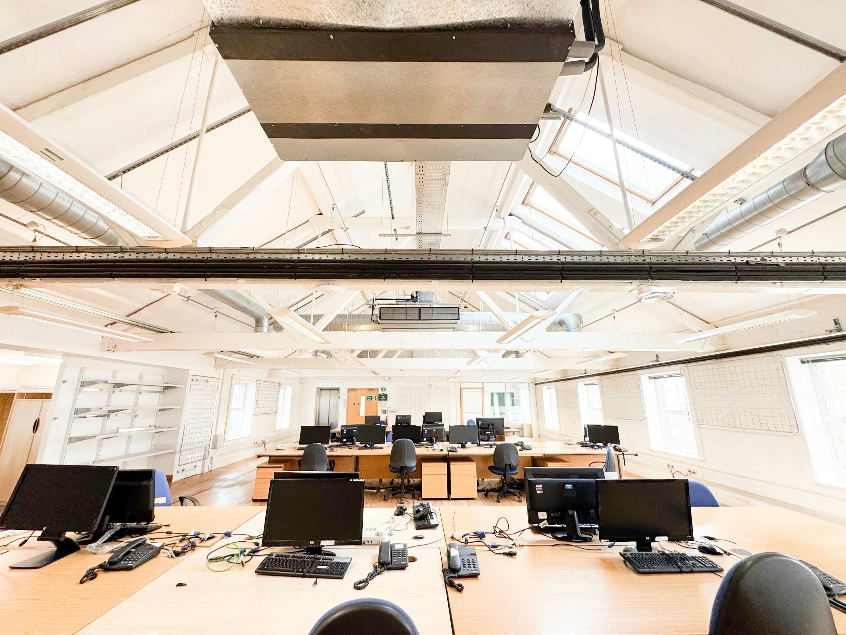 20 Conduit Place photo 4