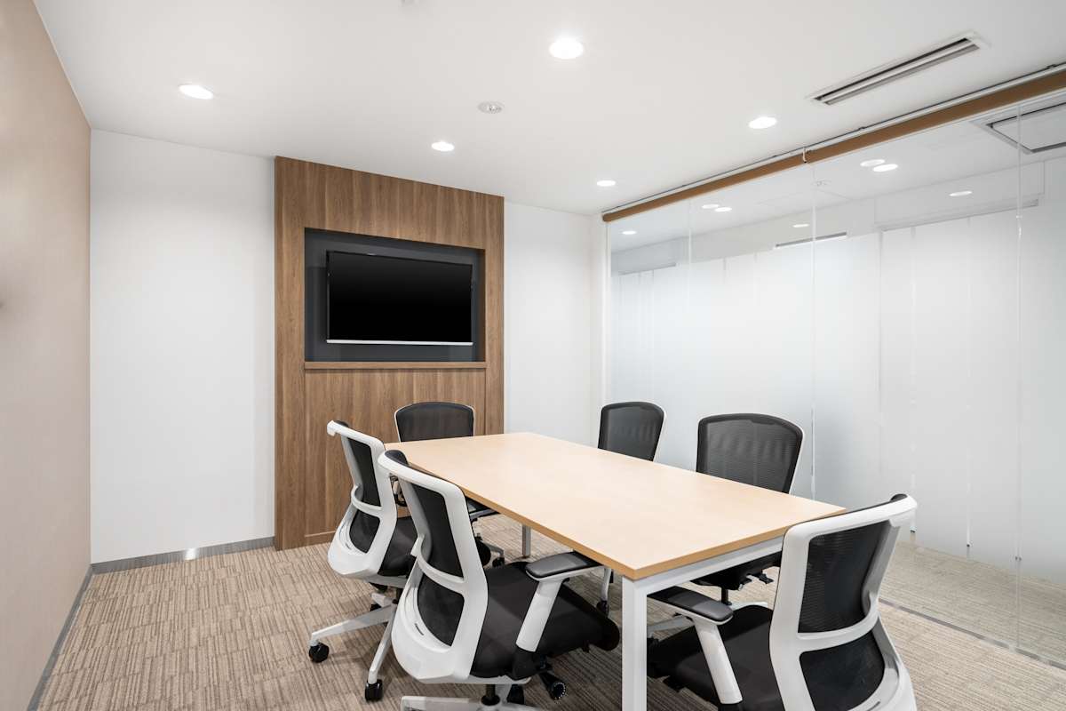 Regus - Shinjuku Yamato Building photo 3