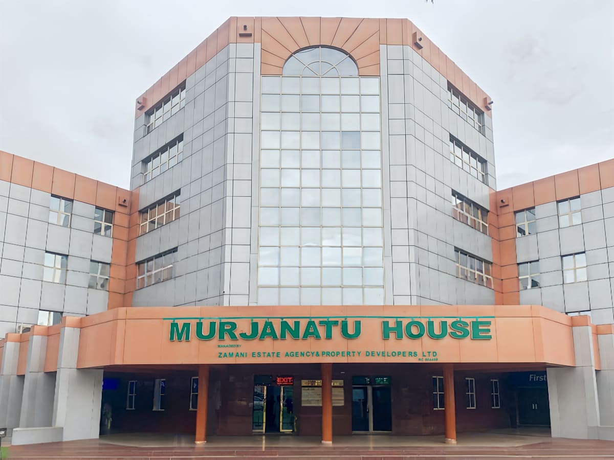 Murjanatu House photo 1