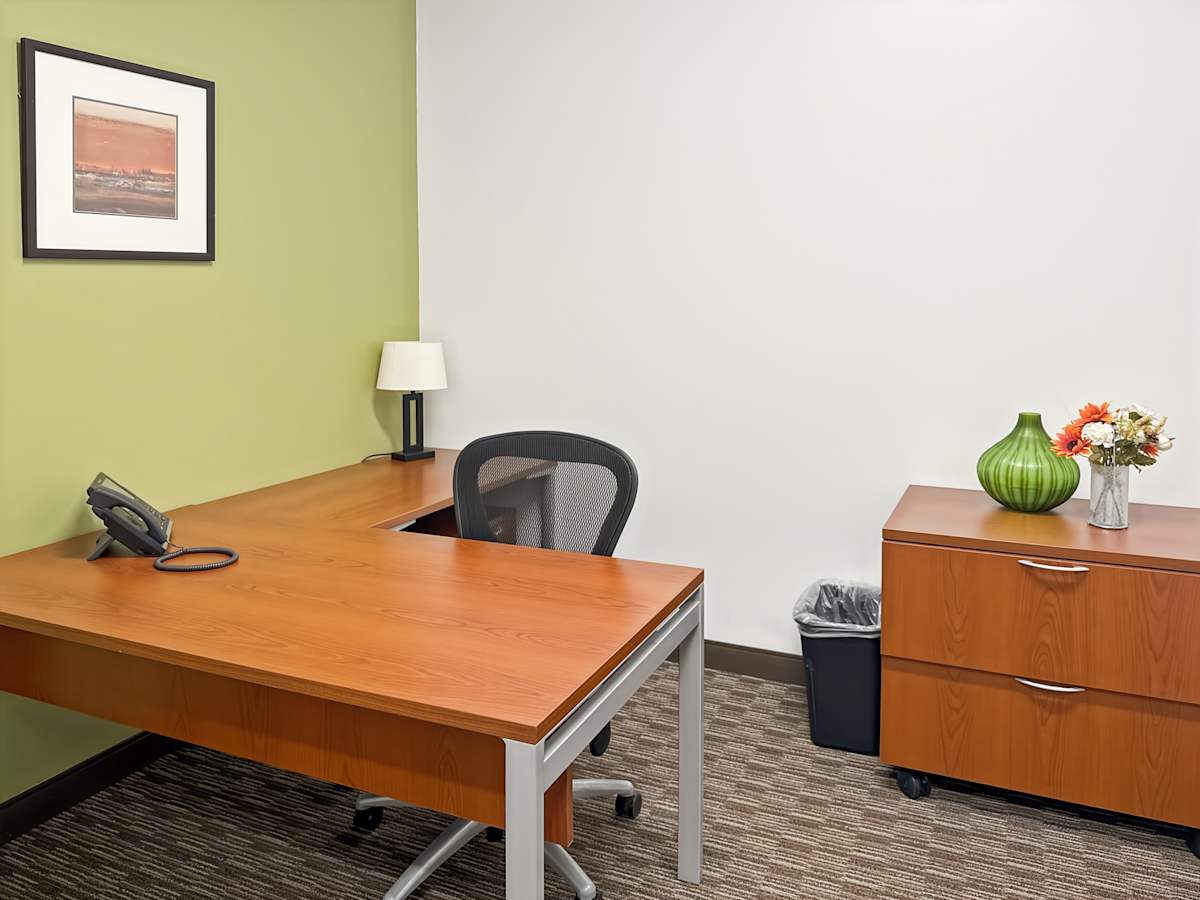 Stapley Corporate Center photo 4