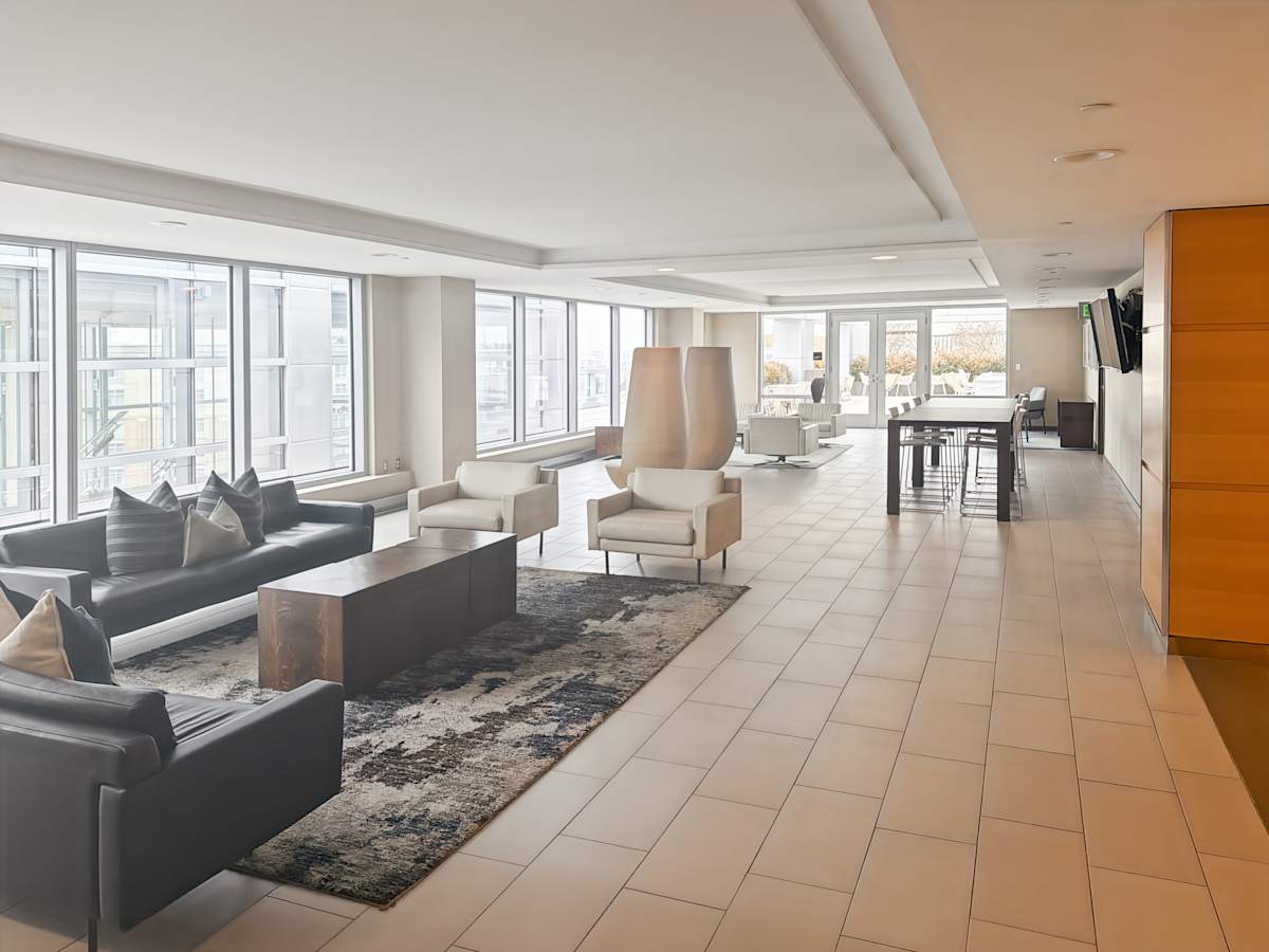 600 Massachusetts Avenue NW photo 4