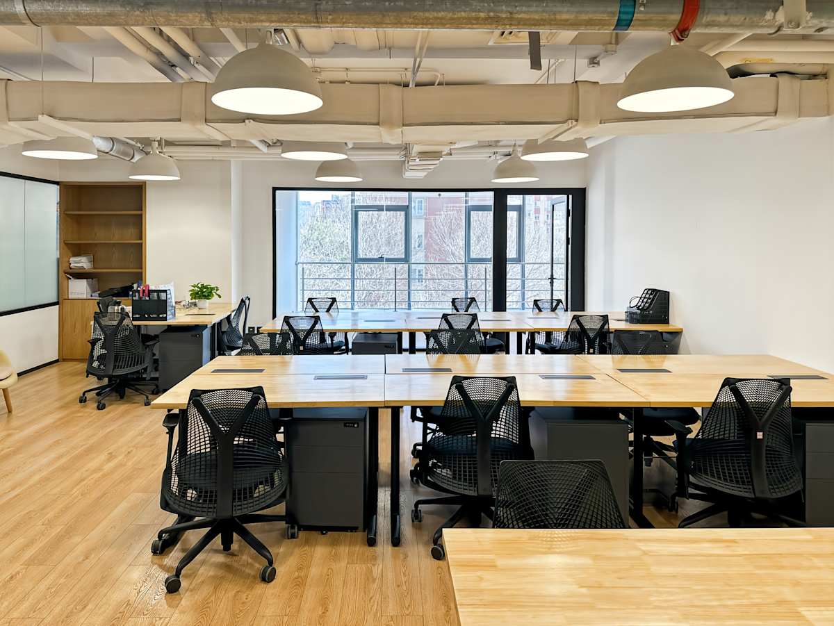 Strait International Building photo 8