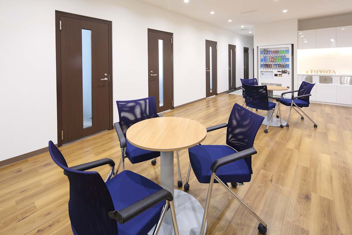 Regus Toyota Kozakahonmachi photo 5