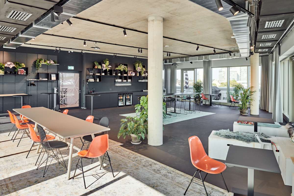 Design Offices Bonn Hauptbahnhof photo 5