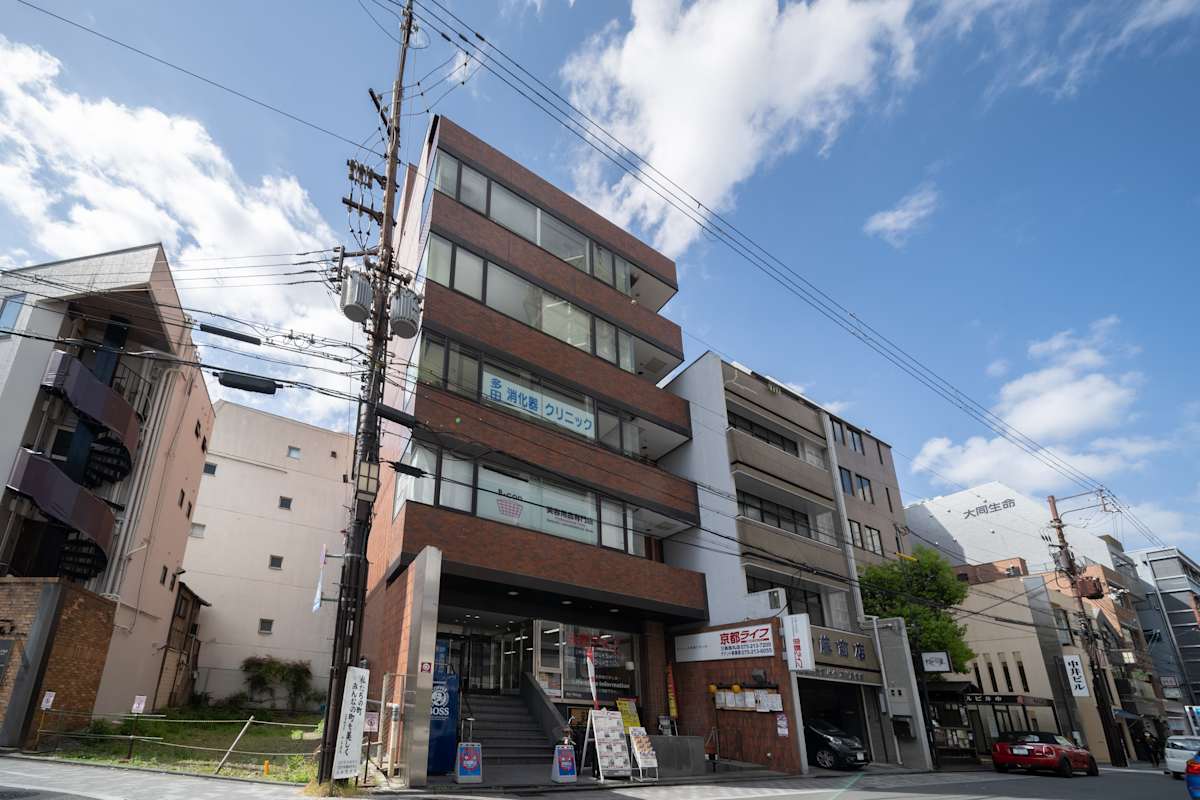 Regus - Sanjo COHJU Building