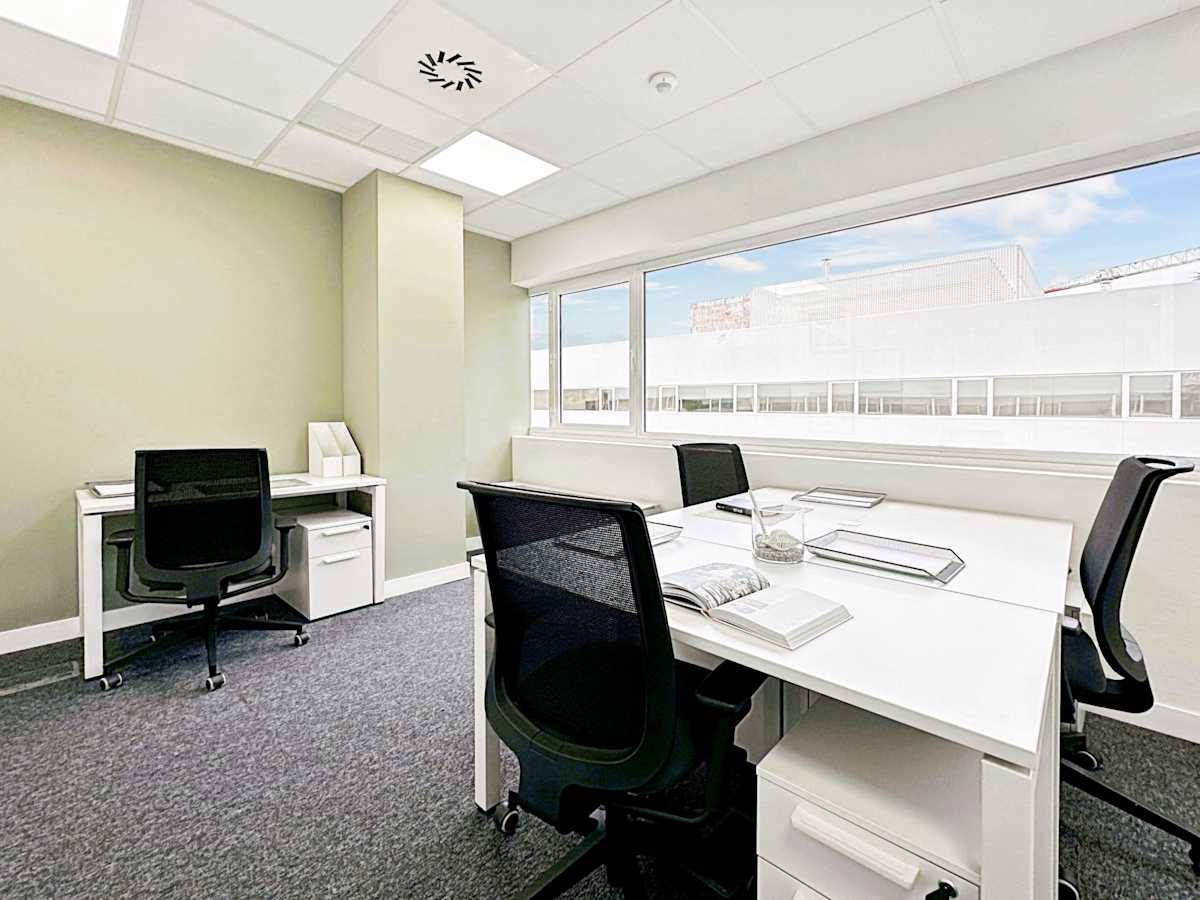 Regus - Tres Cantos, Ronda de Poniente photo 4
