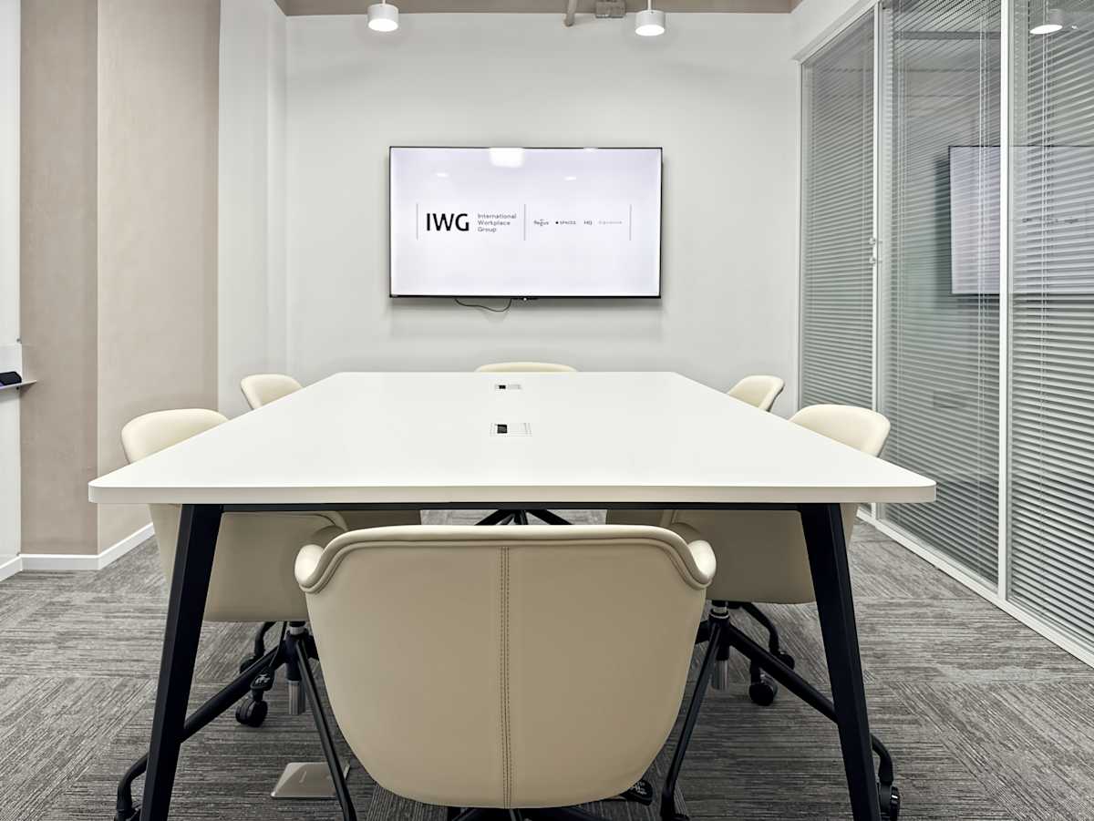 Data Building photo 7