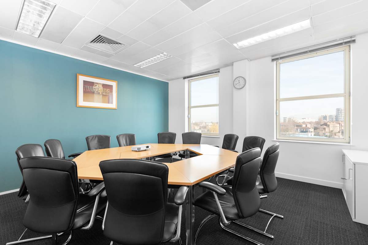 Regus - Barking, Jhumat House photo 5