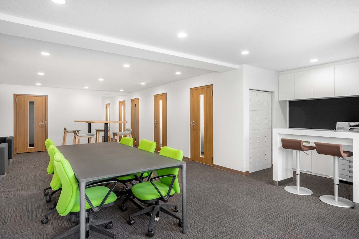 Regus - Alba Ginza Dori photo 2